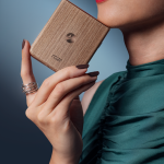 2025_MOTO-RAZR_ORION_STUDIO_150dpi_23