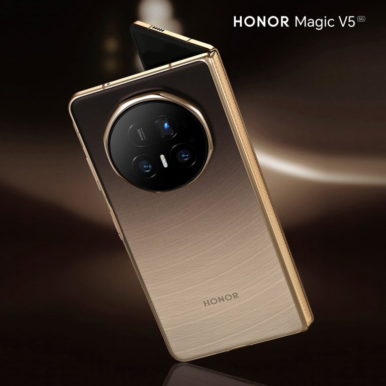 HONOR_Magic_V5-Ivory-White-4