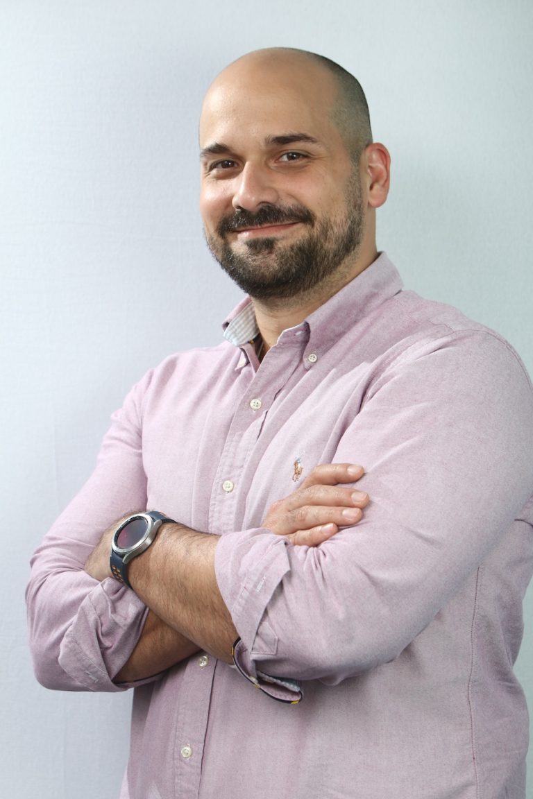 J J Urbina, Director Regional de la División de Móviles copy