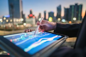 investing in a mutual fund with AI analysis