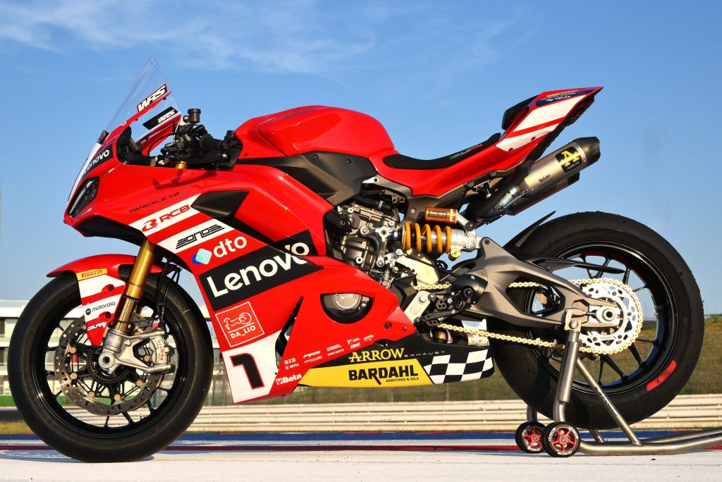 Lenovo-V2-Future-Champ-Academy-–-Garage-51-DUCATI-1-scaled